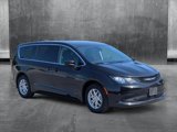 Used 2023 Chrysler Voyager LX image 3