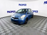 Used 2011 Toyota Yaris 2-Door Hatchback image 4