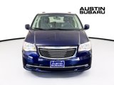 Used 2014 Chrysler Town & Country Touring image 2