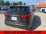 Used 2017 Nissan Rogue Sport S image 4