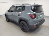 Used 2018 Jeep Renegade Altitude image 5
