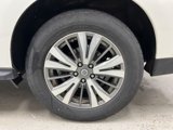 Used 2020 Nissan Pathfinder SL image 6