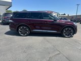 Used 2020 Lincoln Aviator Reserve w/ Equipment Group 202A image 2