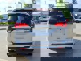 Used 2017 Chrysler Pacifica Limited image 4