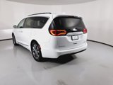 Used 2017 Chrysler Pacifica Limited w/ Advanced Safetytec Group image 2