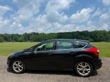 Used 2013 Ford Focus Titanium image 2