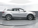 Used 2017 Hyundai Santa Fe SE image 4