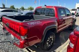 Used 2016 Toyota Tacoma TRD Off-Road image 3
