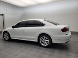 Used 2018 Volkswagen Passat 2.0T SE image 3
