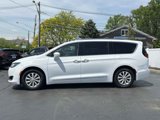 Used 2019 Chrysler Pacifica Touring-L image 4