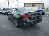 Used 2024 Nissan Altima 2.5 SV image 2