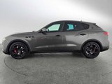 Used 2018 Maserati Levante image 4