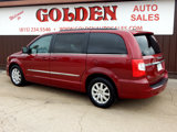 Used 2014 Chrysler Town & Country Touring image 2
