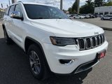 Used 2017 Jeep Grand Cherokee Limited w/ Luxury Group II image 3
