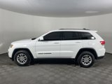 Used 2018 Jeep Grand Cherokee Laredo image 3