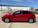 Used 2017 Hyundai Elantra GT image 2