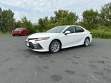Used 2023 Toyota Camry LE image 3