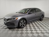 Used 2021 Volkswagen Passat 2.0T SE image 4