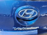 Used 2017 Hyundai Veloster Turbo R-Spec image 4