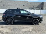 Certified 2022 Jeep Compass Latitude image 2