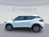 Used 2024 Nissan Kicks SV image 2