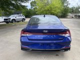 Used 2022 Hyundai Elantra Limited w/ Cargo Package image 5