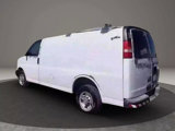 Used 2010 Chevrolet Express 2500 image 5