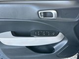 Used 2024 Hyundai Venue SEL image 4