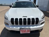 Used 2017 Jeep Cherokee Sport image 2