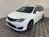 Used 2020 Chrysler Pacifica Touring w/ Advanced Safetytec Group image 3