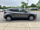 Used 2021 Nissan Kicks S image 5