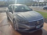 Used 2021 Volkswagen Jetta SE w/ SE Cold Weather Package image 3