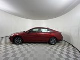 Used 2024 Hyundai Elantra SEL image 4