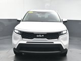 Used 2023 Kia Sorento LX image 3