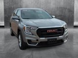 Used 2024 GMC Terrain SLE image 3