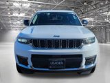Used 2023 Jeep Grand Cherokee L Limited w/ Luxury Tech Group II image 3