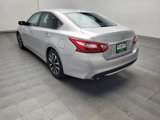 Used 2016 Nissan Altima 2.5 SV image 5