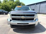Used 2010 Chevrolet Silverado 2500 LT image 2