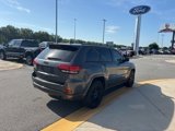Used 2017 Jeep Grand Cherokee Altitude image 5