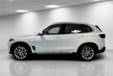 Used 2025 BMW X5 xDrive50e image 2