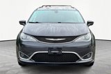 Used 2018 Chrysler Pacifica Touring-L image 3
