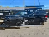 Used 2017 Lincoln Navigator Select image 2
