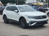 Certified 2024 Volkswagen Tiguan SE image 3