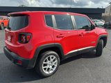 Used 2023 Jeep Renegade Latitude image 3