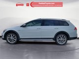 Used 2018 Volkswagen Golf Alltrack SE image 2