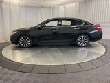 Used 2017 Nissan Altima 2.5 SL w/ Moonroof Package image 4