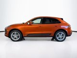 Certified 2025 Porsche Macan image 2