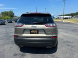 Used 2021 Jeep Cherokee Latitude Lux w/ Comfort/Convenience Group image 5