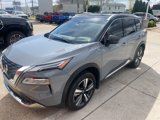 Used 2021 Nissan Rogue Platinum image 4