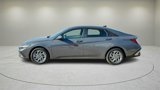 New 2025 Hyundai Elantra SEL image 4